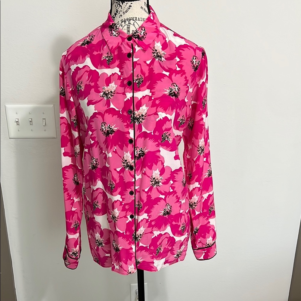 Vibrant Pink Floral Button-Up Blouse